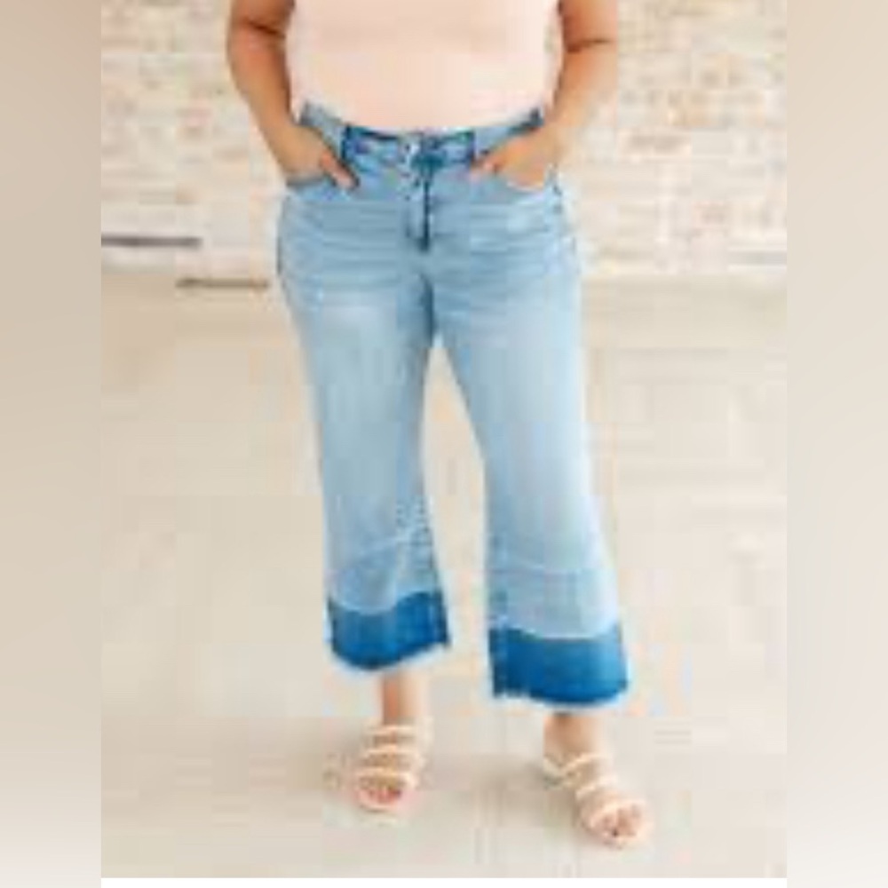 Wide leg crops